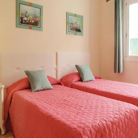 Three-bedroom Holiday In * Buenavista Del Norte