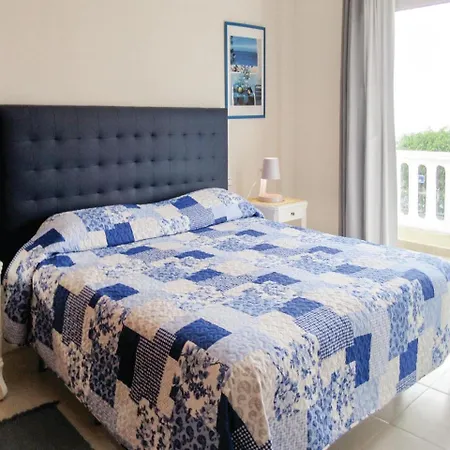 Three-bedroom Holiday In Prázdninový dům